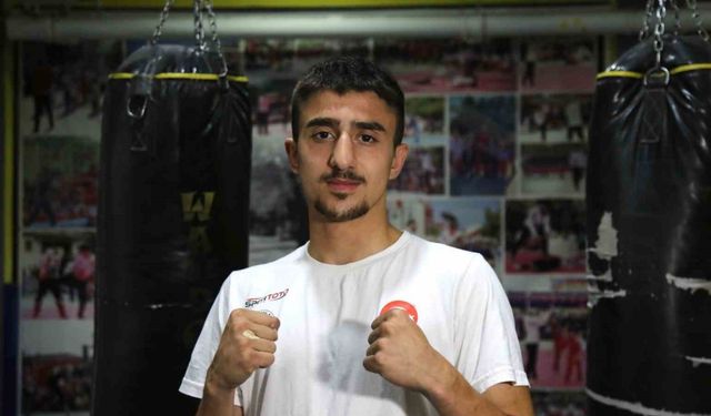 Gündüz sanayide, akşam ringde ter döküyor