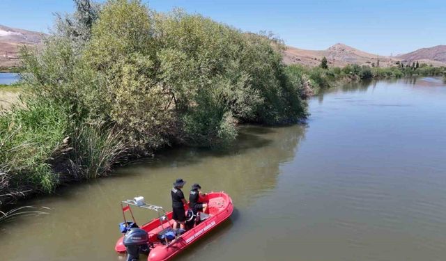 İddiaya girip, ölümüne atlayan genç 4 gündür Kızılırmak’ta aranıyor