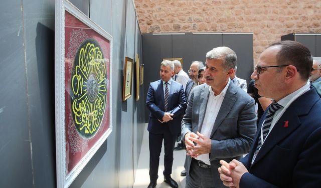 İshak Paşa Sarayı’nda gözdolduran sergi