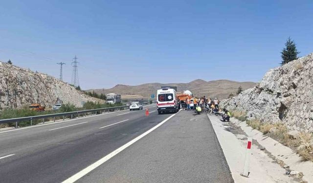 Niğde-Adana Otoyolu’nda kaza: 2’si ağır 6 yaralı