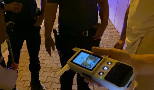 Polis olacağını söyledi, alkollü araç sürmekten ehliyetine 2. kez el konuldu