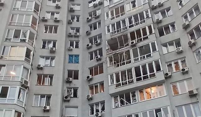Rusya, Ukrayna’ya ait hava üssünü hipersonik füzelerle vurdu