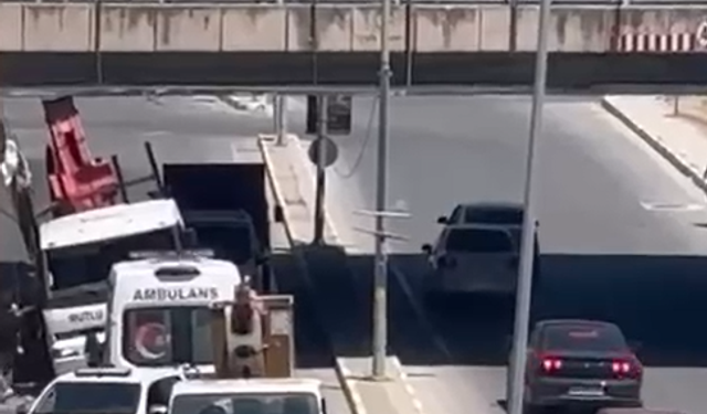 Yalova’da vinç alt geçitte sıkıştı