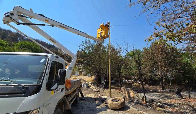 Yangından etkilenen köyde yeniden yaşam alanları kuruluyor