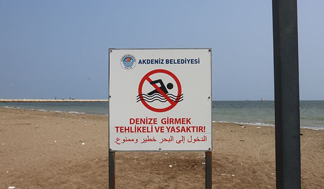 Millet Bahçesi sahilinde denize girmek yasaklandı