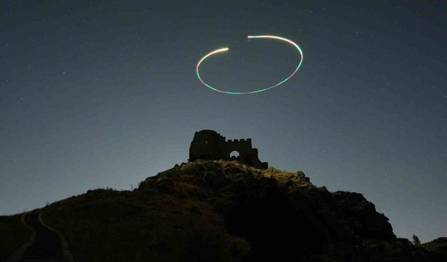 700 yıllık Kov Kalesi’nde perseid meteor yağmuru büyüledi