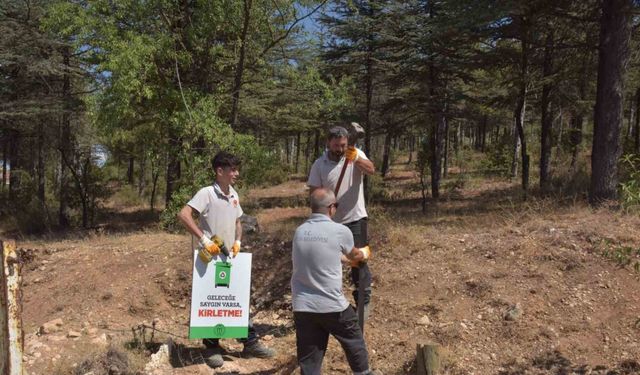 Atatürk Ormanına bilgilendirici ve uyarıcı levhalar yerleştirildi