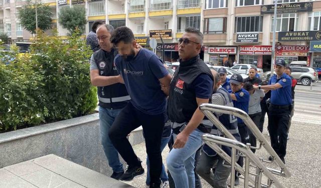 "Başınız belada" diyerek vatandaşları ağına düşürdüler, 15 milyon liralık vurgun yaptılar