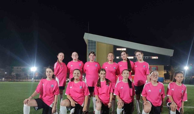 Bozüyükspor Kız Futbol Takımı kuruldu