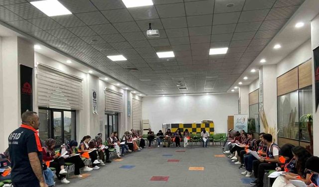 Elazığ’da AFAD gönüllülerinin eğitimleri sürüyor