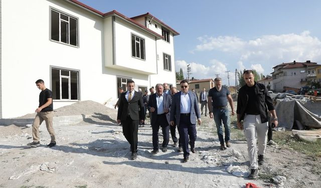 Emet Gürpınar Köylüleri kendi imkanlarıyla sosyal tesis yapıyor