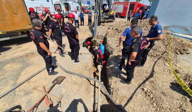 Göçükte kalan işçi kurtarıldı