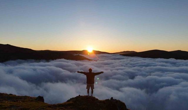 Gümüşhane zirvelerinden masalsı manzaralar