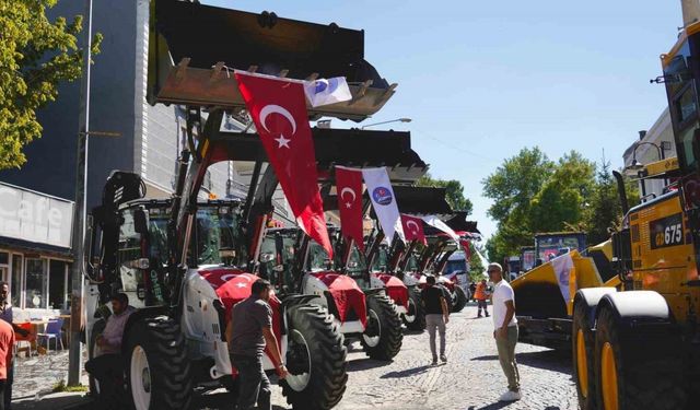Kars Belediyesi’nde hizmet coşkusu: 15 yeni iş makinesi törenle hizmete girdi