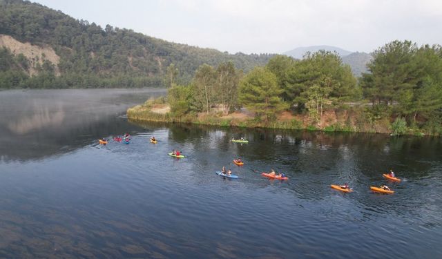 Osmaniye’de sisler içerisinde kano heyecanı