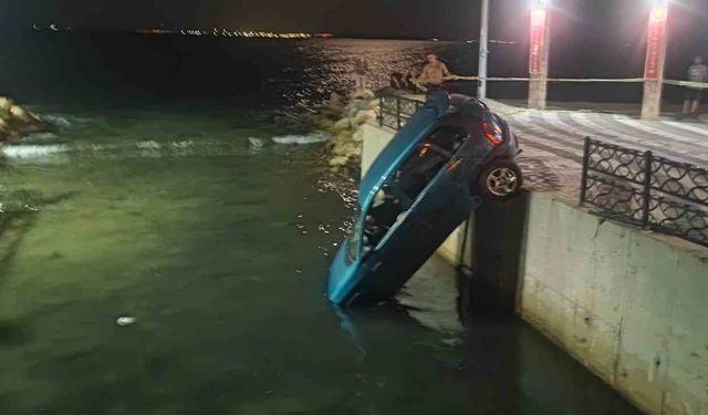 Tekirdağ’da otomobil su kanalında asılı kaldı: 1 yaralı
