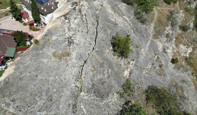 Tokat’ta 1939 Erzincan depreminin izleri halen gözleniyor