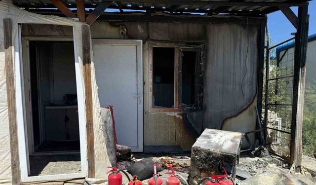 Üç gün açık bırakılan klima yangına neden oldu