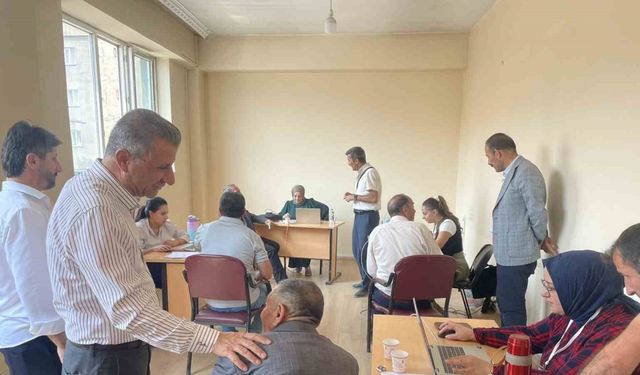 Yüksekova’da tarım sayımı sürüyor