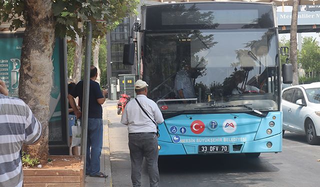 Mersinliler, klima nedeniyle yazın belediye otobüslerini tercih ediyor