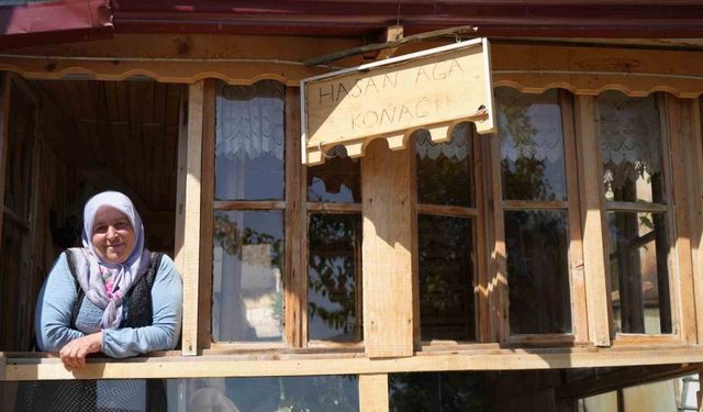 44 yıldır kiracısı olduğu eve gözü gibi bakıyor: "Kendi imkânlarımızla evimizi saray yaptık"