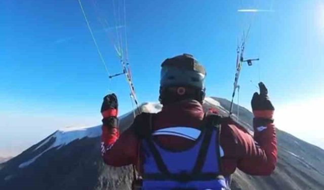 Ağrı Dağı’nda paramotor pilotları tarihi rekor denemesi gerçekleştirdi
