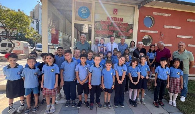 Aydın Şehit ve Gaziler Derneği ilkokul öğrencilerini ağırladı