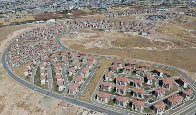Bir şehir adeta baştan kuruldu: Elazığ’da 36 bin konut depremzedelere teslim edildi