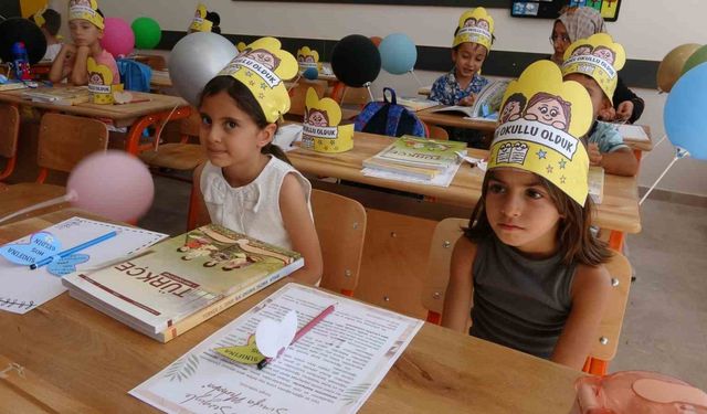 Deprem sonrası yapılan okullarda eğitim öğretim başladı