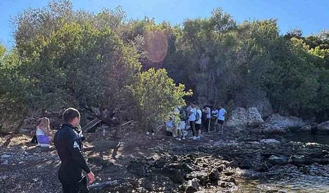 Düzensiz göçmenleri Cennet Adası’na bırakıp gittiler