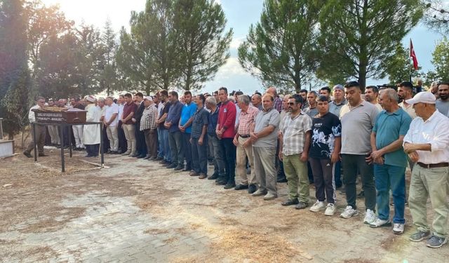 Göçükten sağ olarak kurtarıldıktan sonra hayatını kaybeden madenci son yolculuğuna uğurlandı