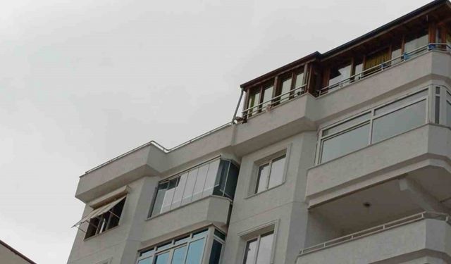 Güllü’nün kızının ifadesi ortaya çıktı: "Annem Roman havası oynarken düştü"