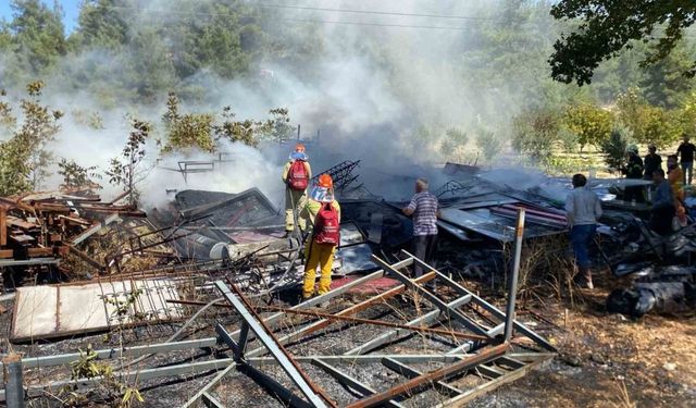 Kaynak makinesinden sıçrayan kıvılcım yangına neden oldu