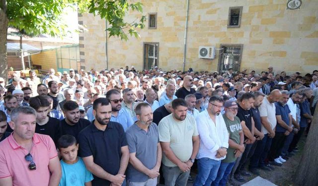 "Kazasız yarış" dilemişti, yarış rotası olan köyünde sonsuzluğa uğurlandı