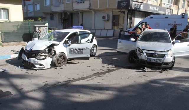 Konya’da iki ayrı kazada 6 kişi yaralandı
