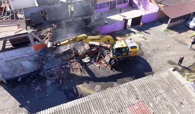 "Kore" Mahallesi’nde büyük temizlik: Zulalar tek tek yıktırıldı