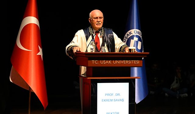 Rektör Savaş ‘Dünyanın En Etkili Bilim İnsanları’ listesinde zirveye yerleşti