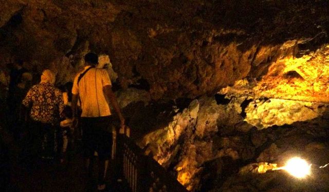 Sularını kaybetse de ziyaretçisini kaybetmedi