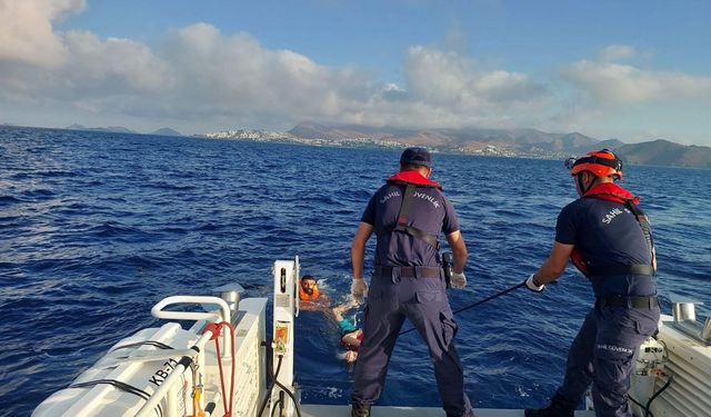 Yüzerek Yunan adalarına geçmeye çalıştılar