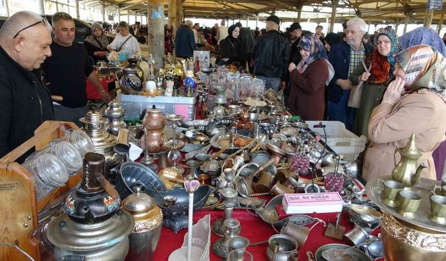 Antikacılar Derneği Başkanı Adem Akgün: "Antikacılık Kütahya’da bir kültür haline geldi"