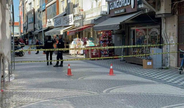 Çatırdama sesleri paniğe sebep oldu: 2 katlı bina tahliye edildi