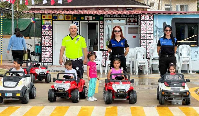 Çocuklara uygulamalı trafik eğitimi