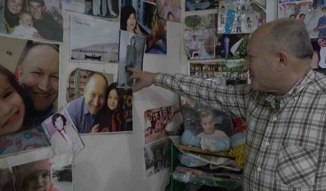 Doğduğu 7 bin nüfuslu kasabanın neredeyse tüm sakinlerinin fotoğraflarını çekip arşivledi