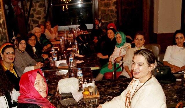 Erzurum’un güçlü kadınları dayanışma sofrasında buluştu