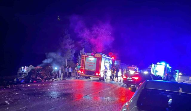 İki otomobil kafa kafaya çarpıştı: 1 ölü, 4 yaralı