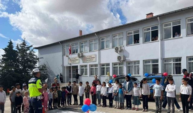 Kilis’te öğrencilere trafik eğitimi verildi
