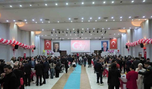 Muş’ta Cumhuriyet Bayramı resepsiyonu düzenlendi