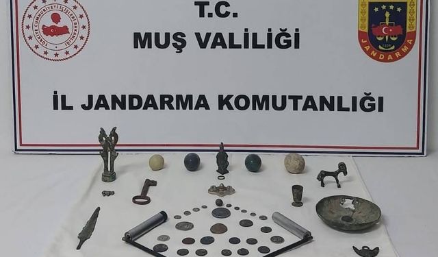 Muş’ta tarihi eser operasyonu: Çok sayıda obje ele geçirildi