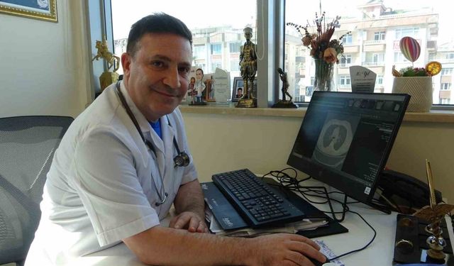 Profesör açıkladı: "3’lü salgın ülkemizde, dikkat olun"