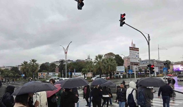 Samsun’da kuvvetli sağanak: Metrekareye 41,3 kilo yağış düştü